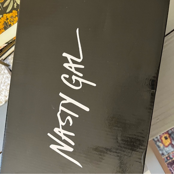 New in box nasty gal size 7 Mary Jane’s - Picture 3 of 9